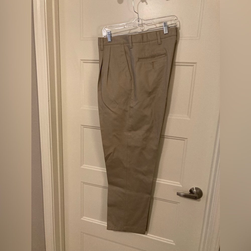 NWOT Men’s Wrangler pants